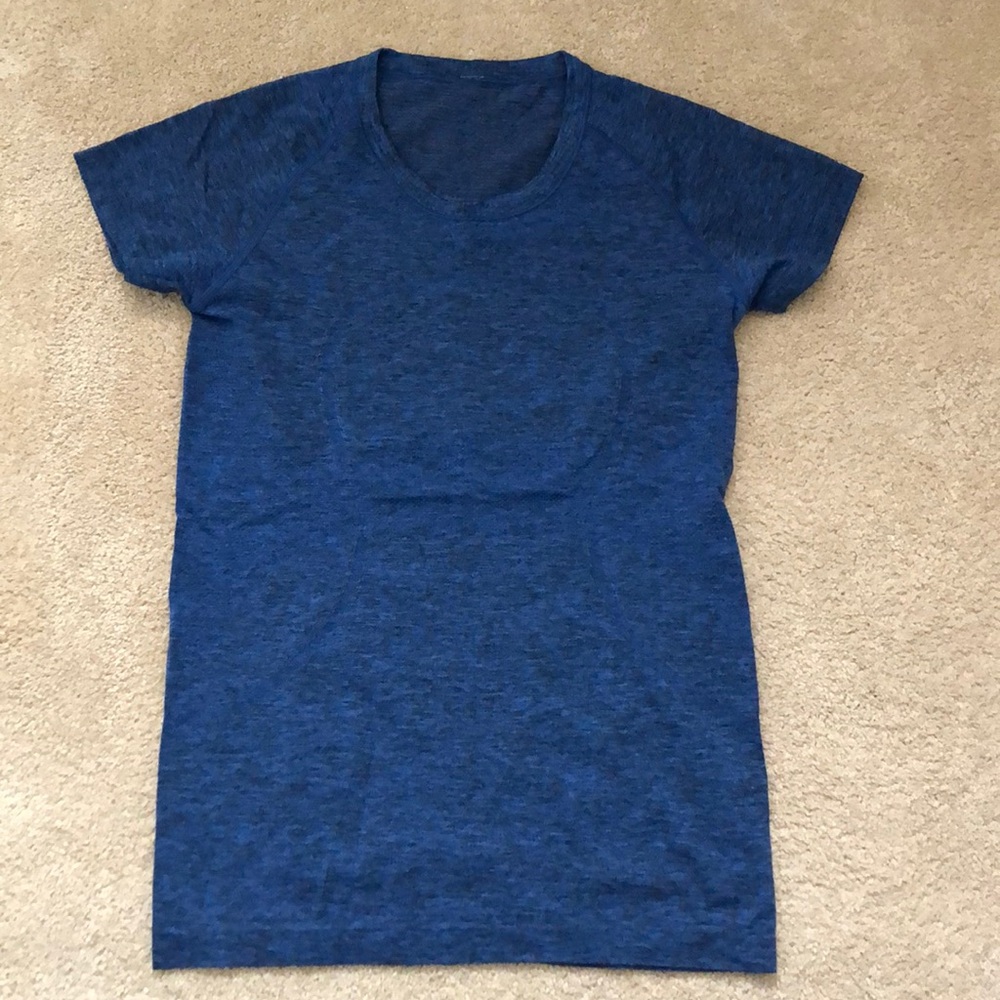 Womens lulu lemon black and blue swiftly tech t shirt